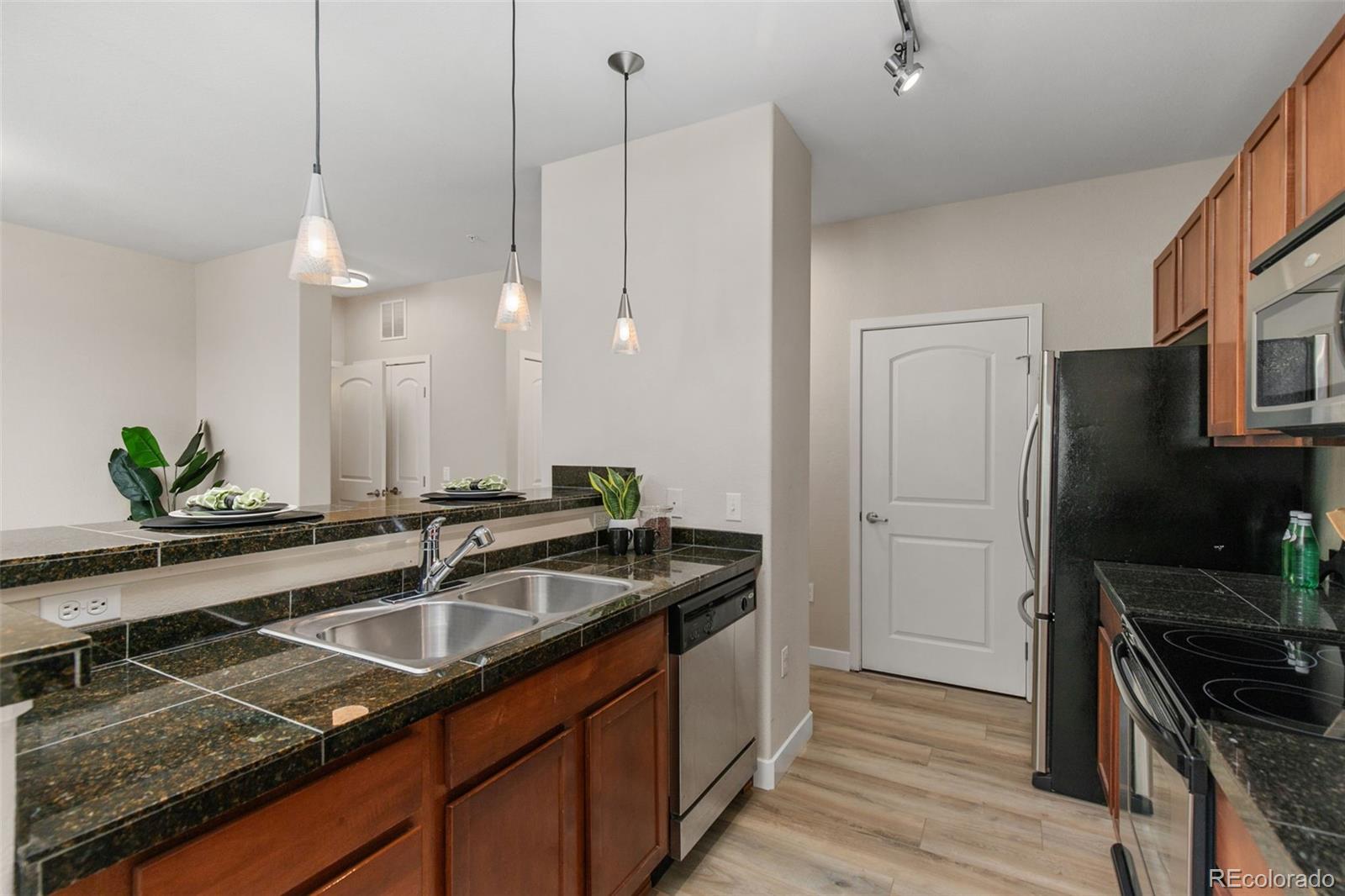 MLS Image #12 for 13456  via varra  118,broomfield, Colorado