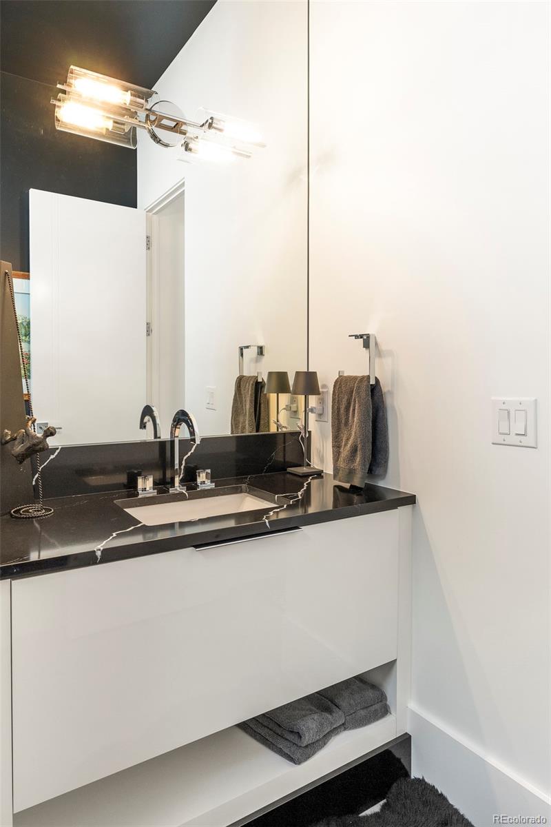 MLS Image #21 for 42 s ash street,denver, Colorado