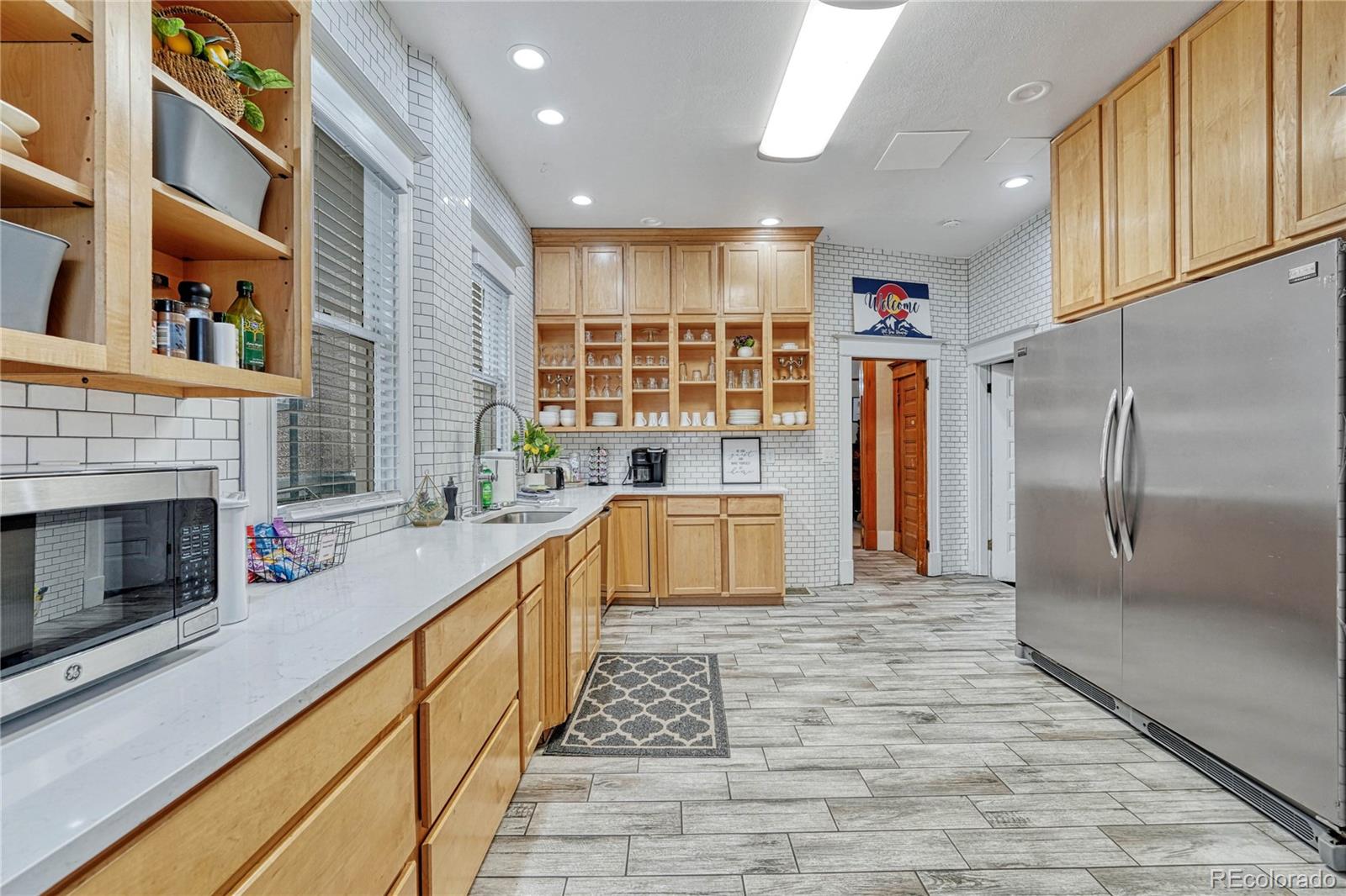 MLS Image #14 for 6  boulder crescent street,colorado springs, Colorado