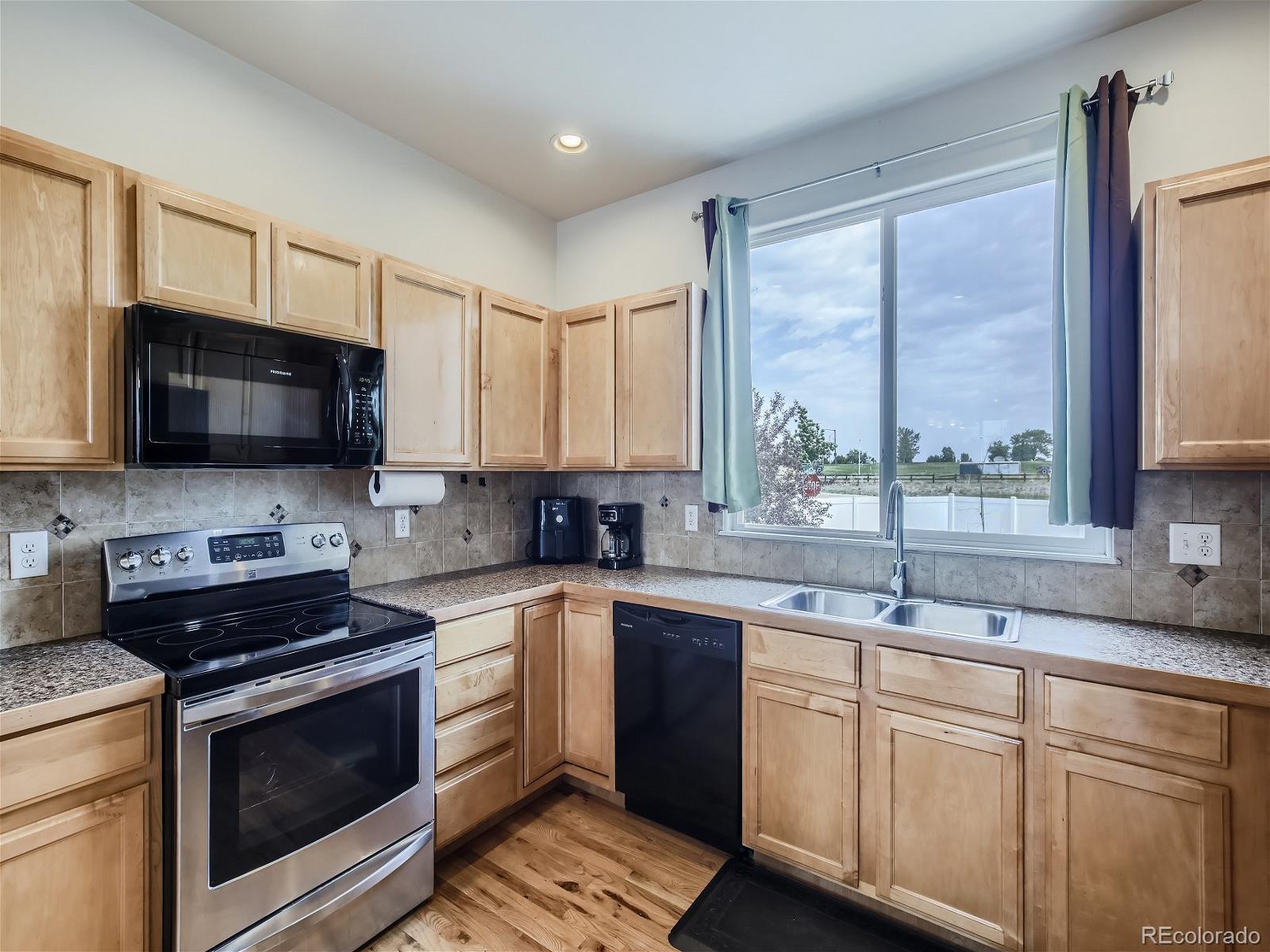 MLS Image #5 for 3395  bayberry lane,johnstown, Colorado