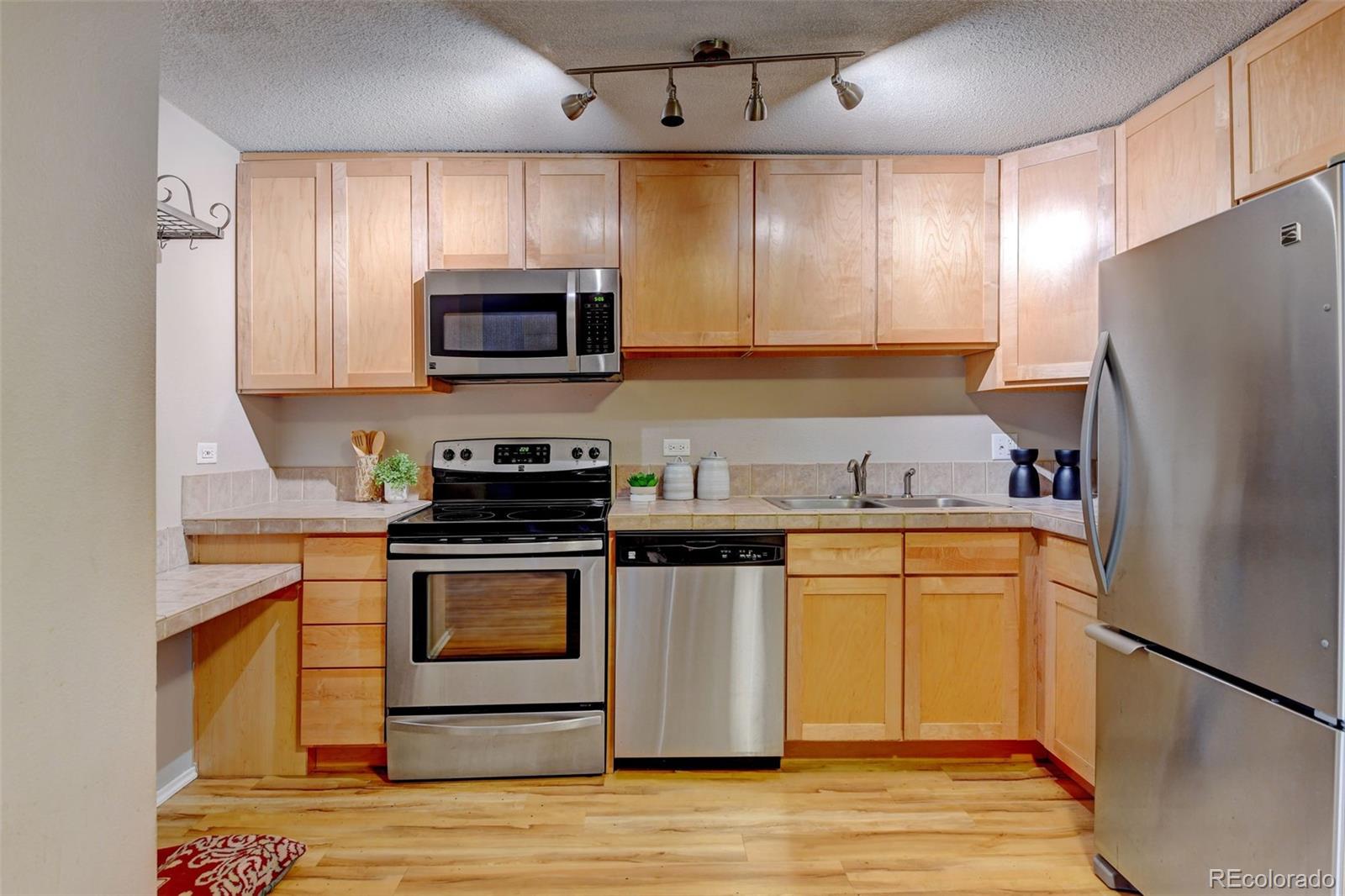 MLS Image #3 for 1029 e 8th avenue 907,denver, Colorado