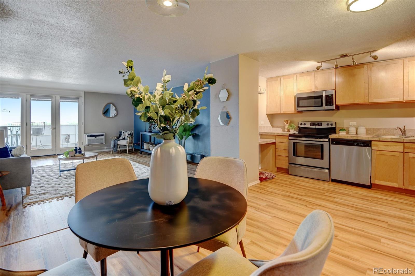 MLS Image #5 for 1029 e 8th avenue 907,denver, Colorado