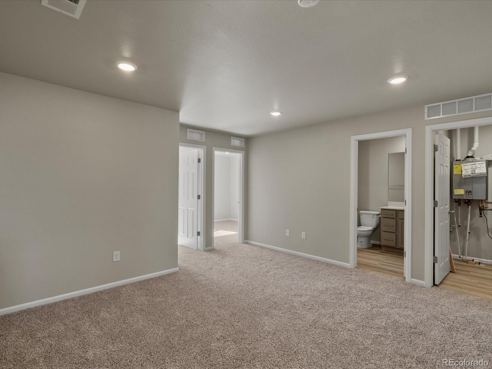 MLS Image #8 for 6394 n lisbon street,aurora, Colorado