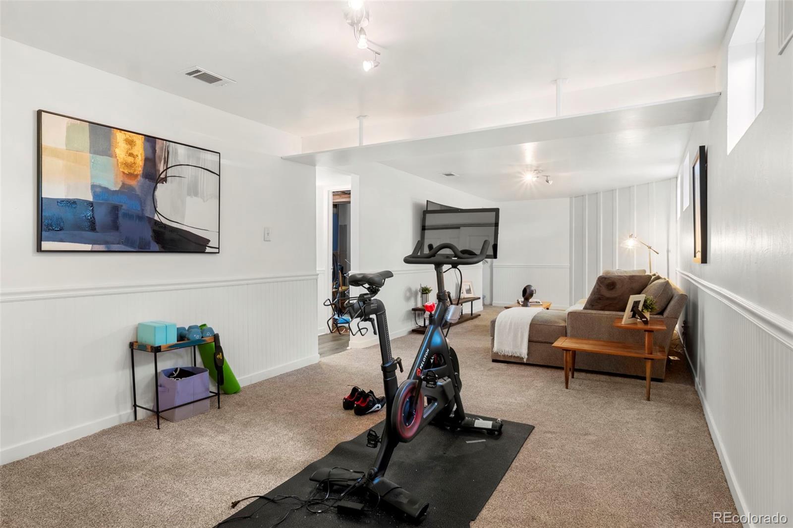 MLS Image #23 for 2552  meadowbrook drive,denver, Colorado