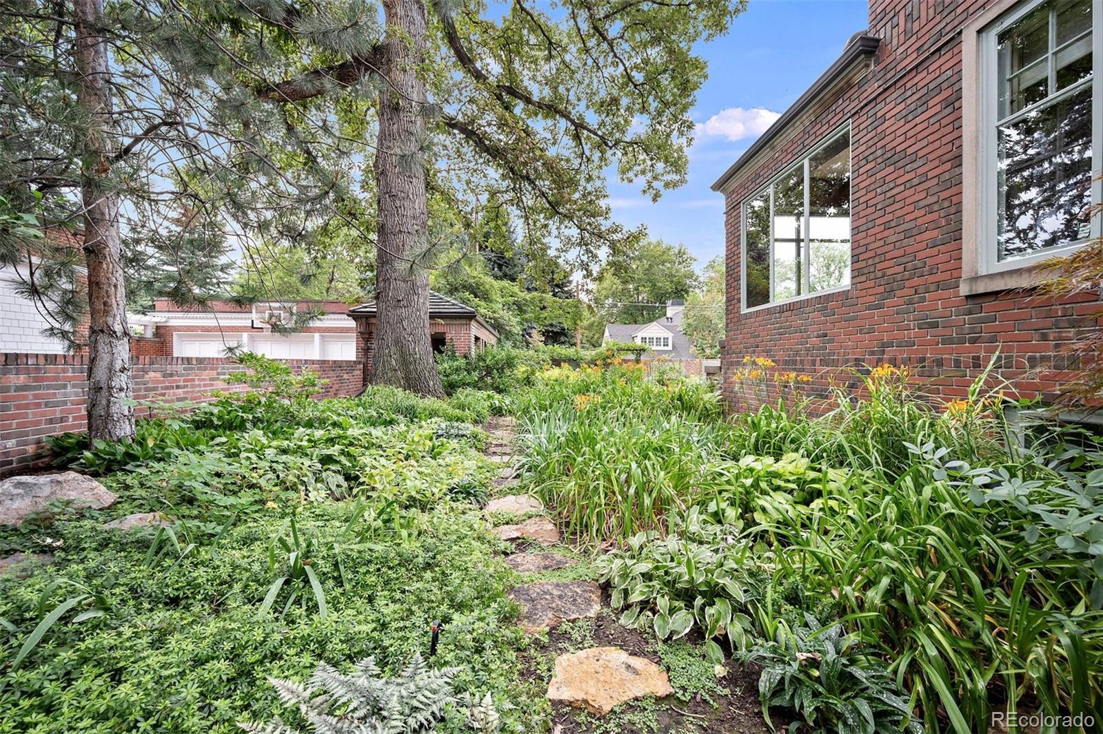 MLS Image #46 for 869  vine street,denver, Colorado