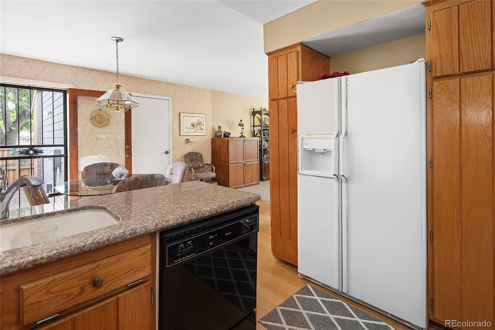 MLS Image #12 for 2609 s quebec street,denver, Colorado