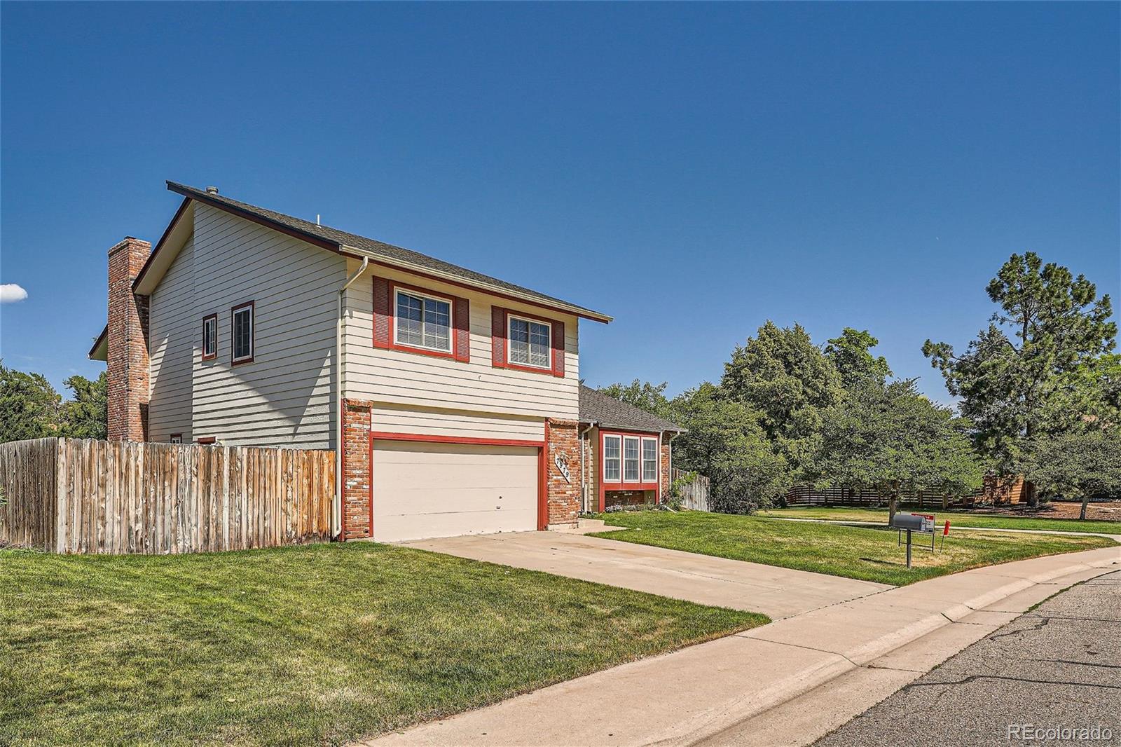 MLS Image #2 for 7979 s jasmine circle,centennial, Colorado