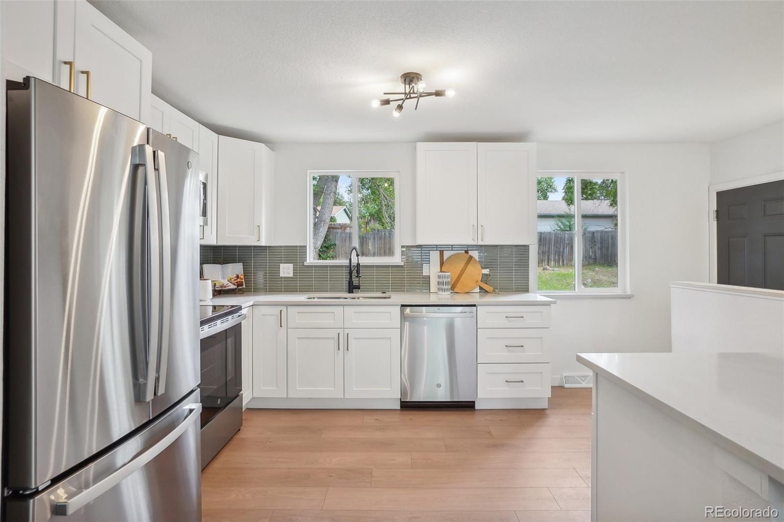 MLS Image #4 for 6392 w 75th drive,arvada, Colorado