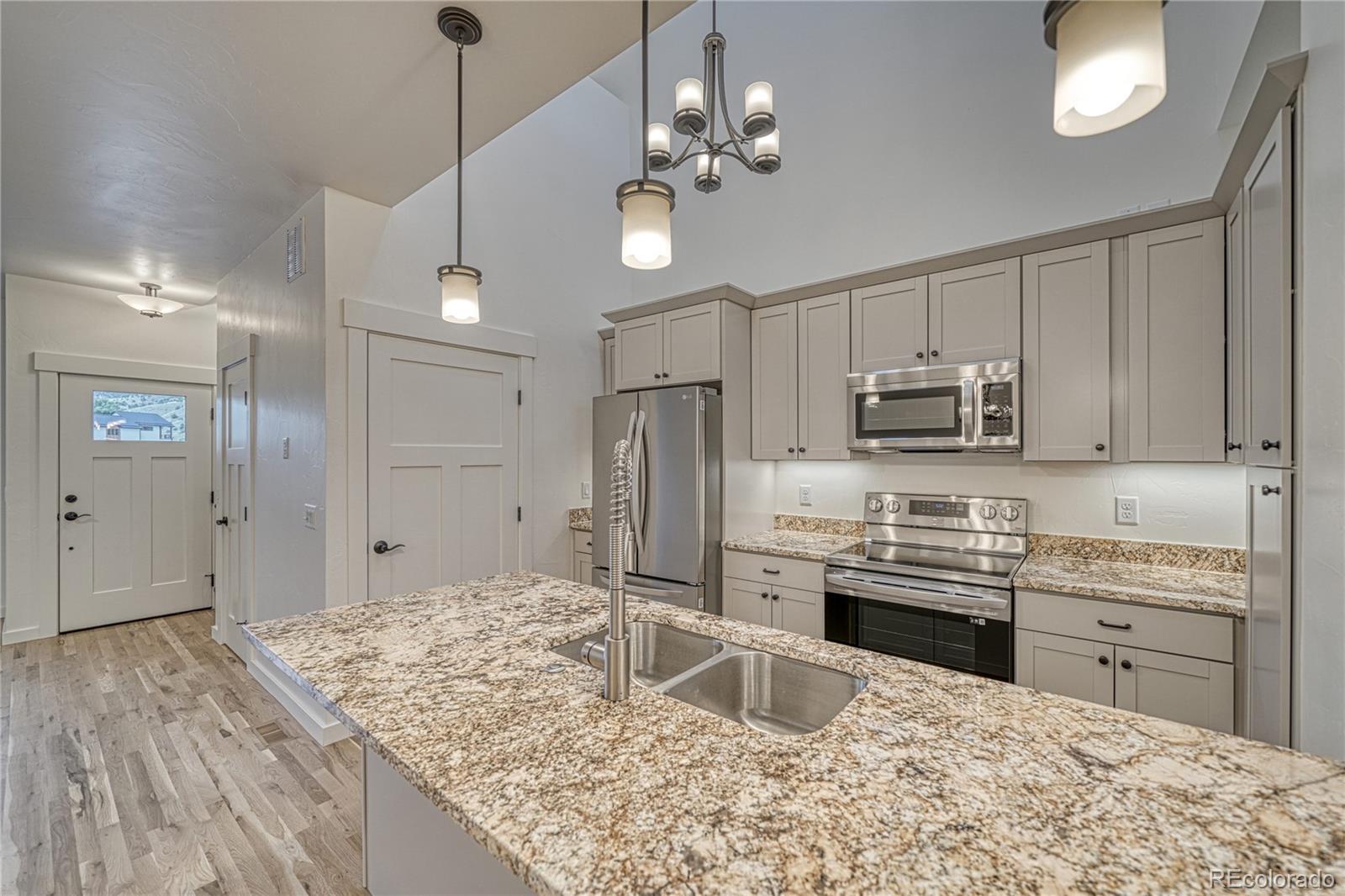 MLS Image #10 for 308  old stage road,salida, Colorado