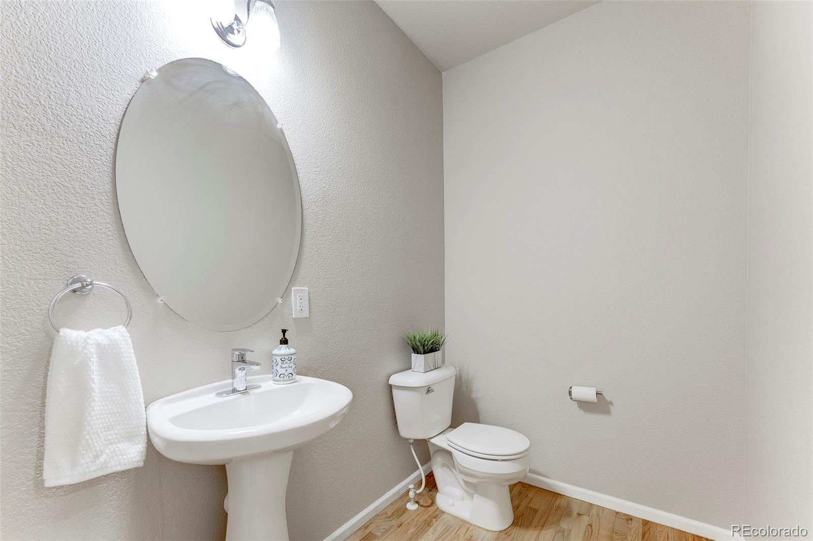 MLS Image #15 for 587 s mobile place,aurora, Colorado