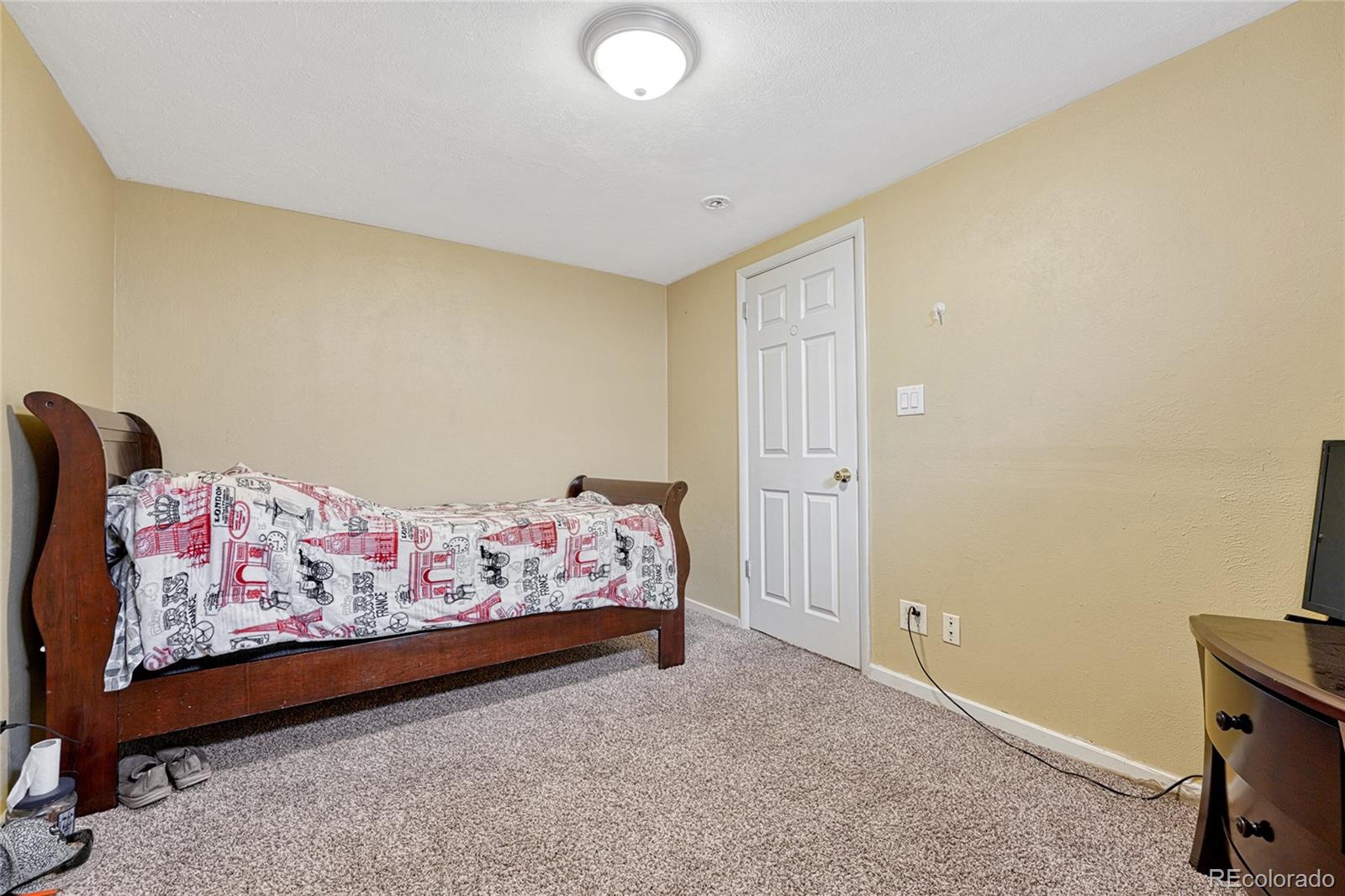 MLS Image #27 for 7618  elmwood lane,denver, Colorado