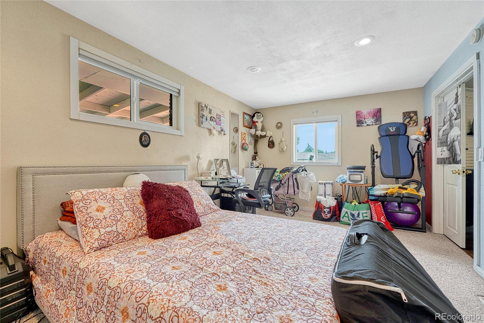 MLS Image #8 for 7618  elmwood lane,denver, Colorado