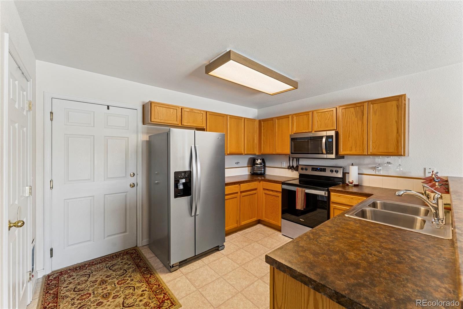 MLS Image #14 for 15555 e 40th avenue,denver, Colorado