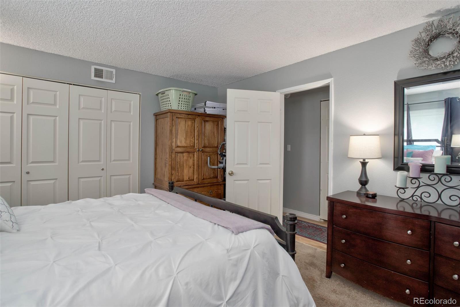 MLS Image #19 for 100 e highline circle 206,centennial, Colorado