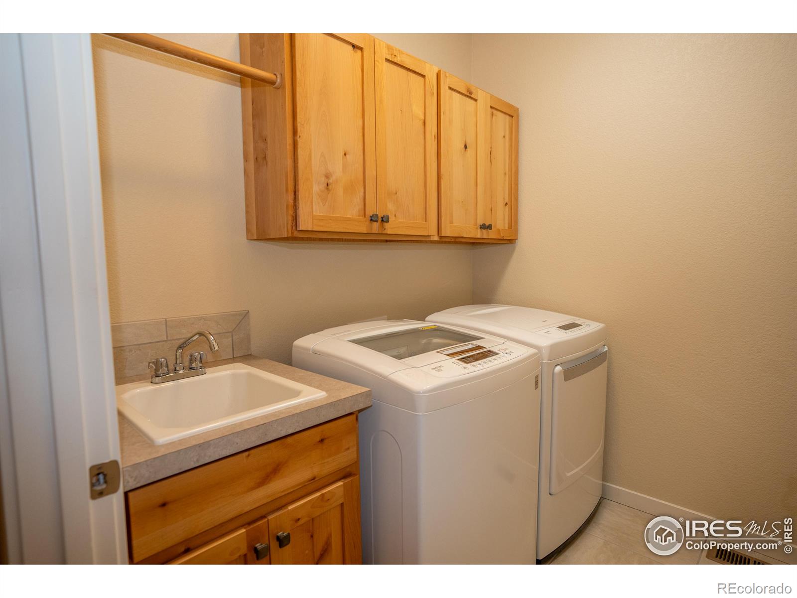 MLS Image #21 for 4109  stoney creek drive,fort collins, Colorado