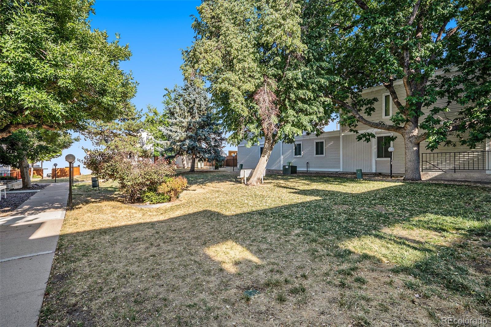 MLS Image #29 for 1050 s monaco parkway,denver, Colorado