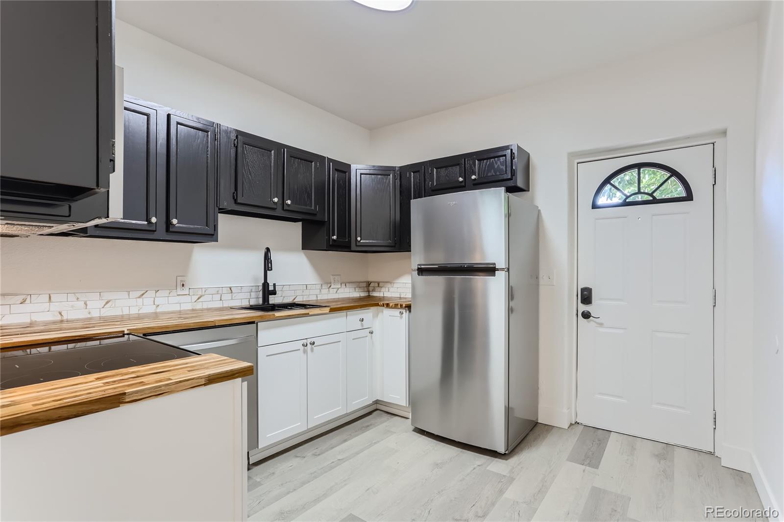 MLS Image #4 for 2750 n downing street,denver, Colorado