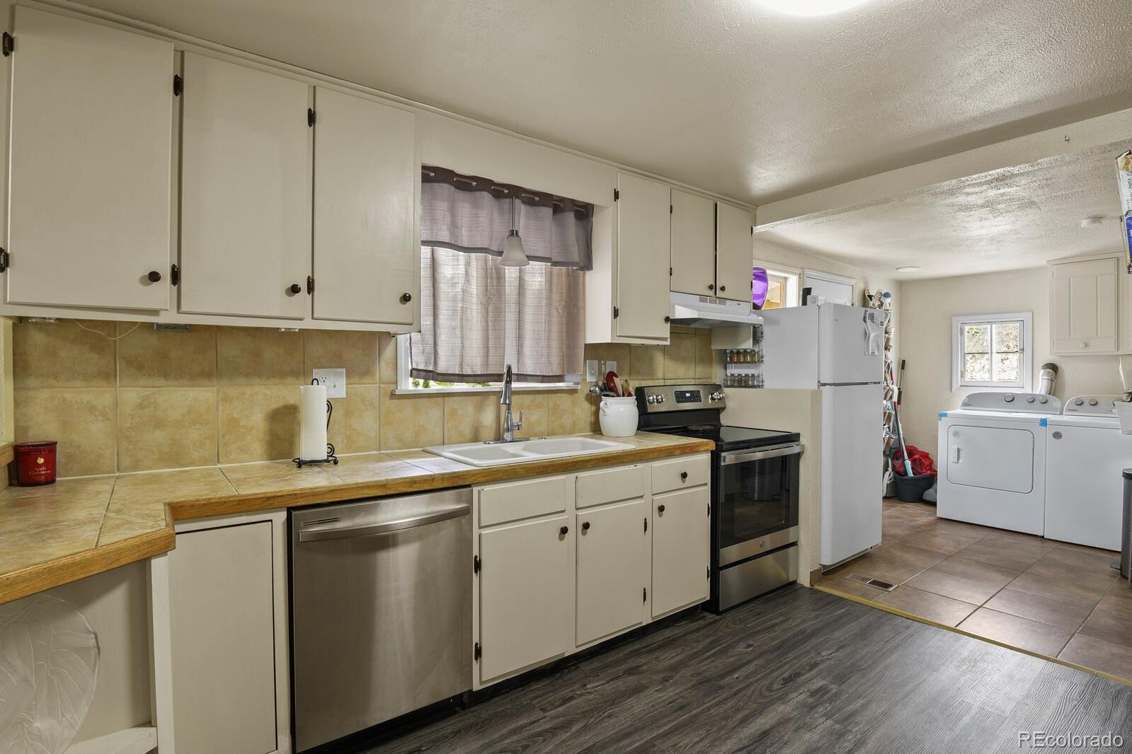 MLS Image #9 for 816  iowa avenue,colorado springs, Colorado