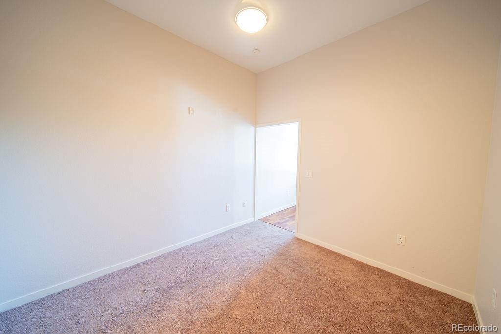 MLS Image #10 for 1555  central street,denver, Colorado