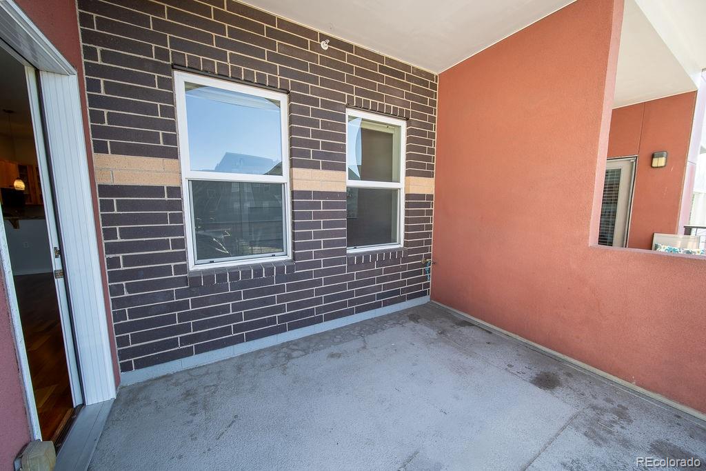 MLS Image #19 for 1555  central street,denver, Colorado