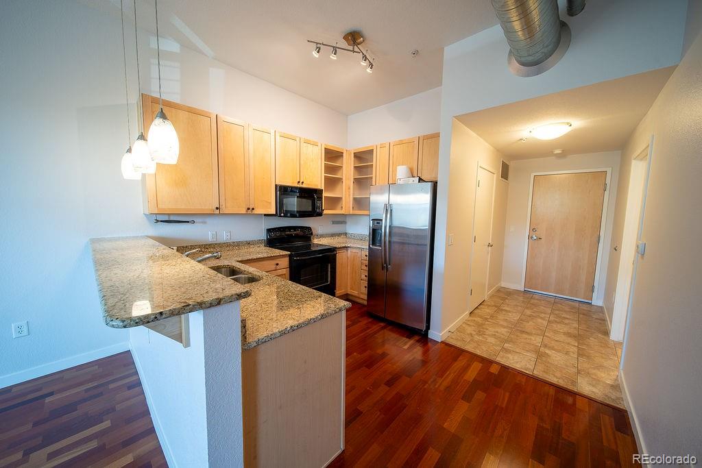 MLS Image #4 for 1555  central street,denver, Colorado