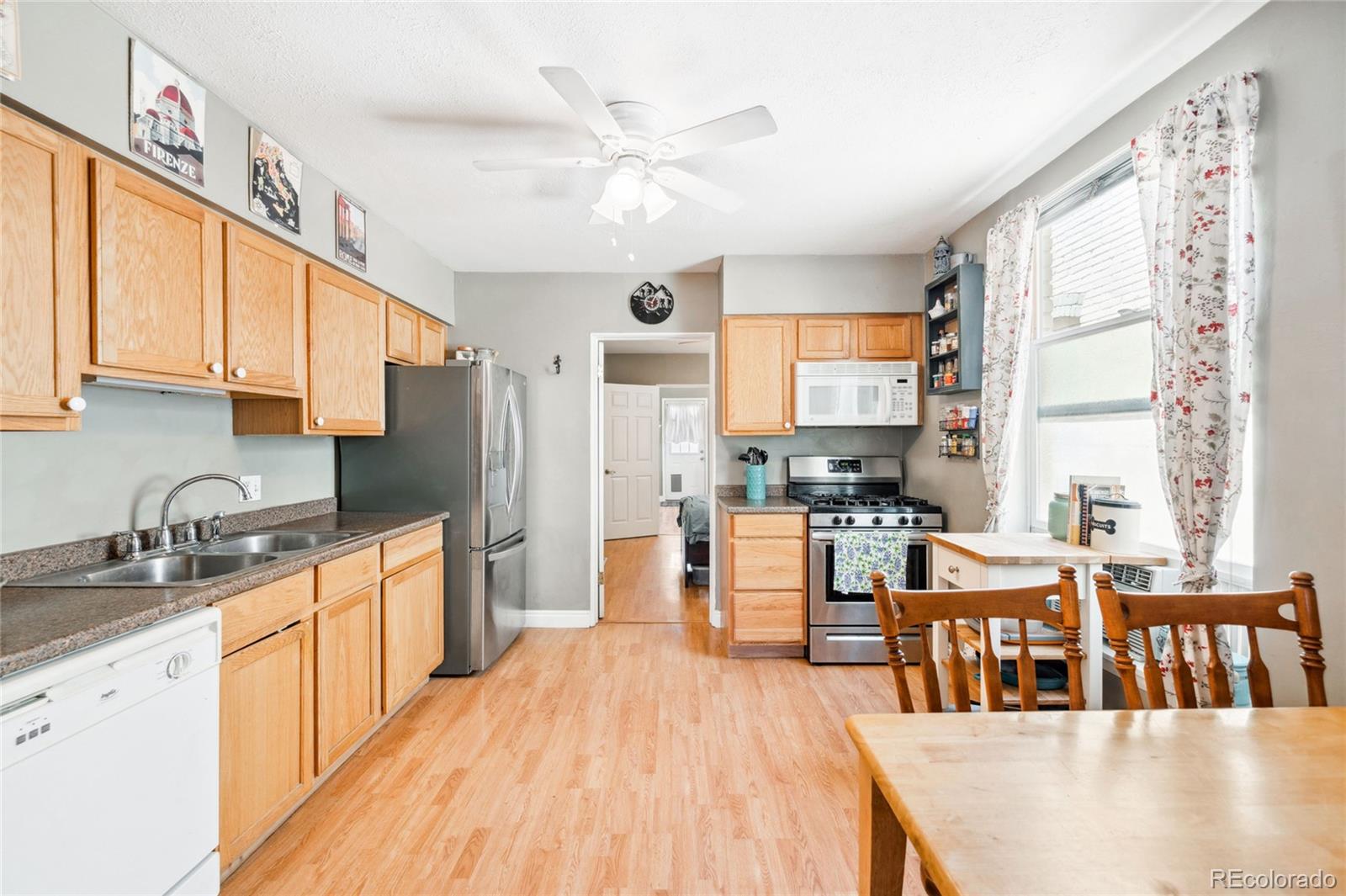 MLS Image #6 for 805 s logan street,denver, Colorado