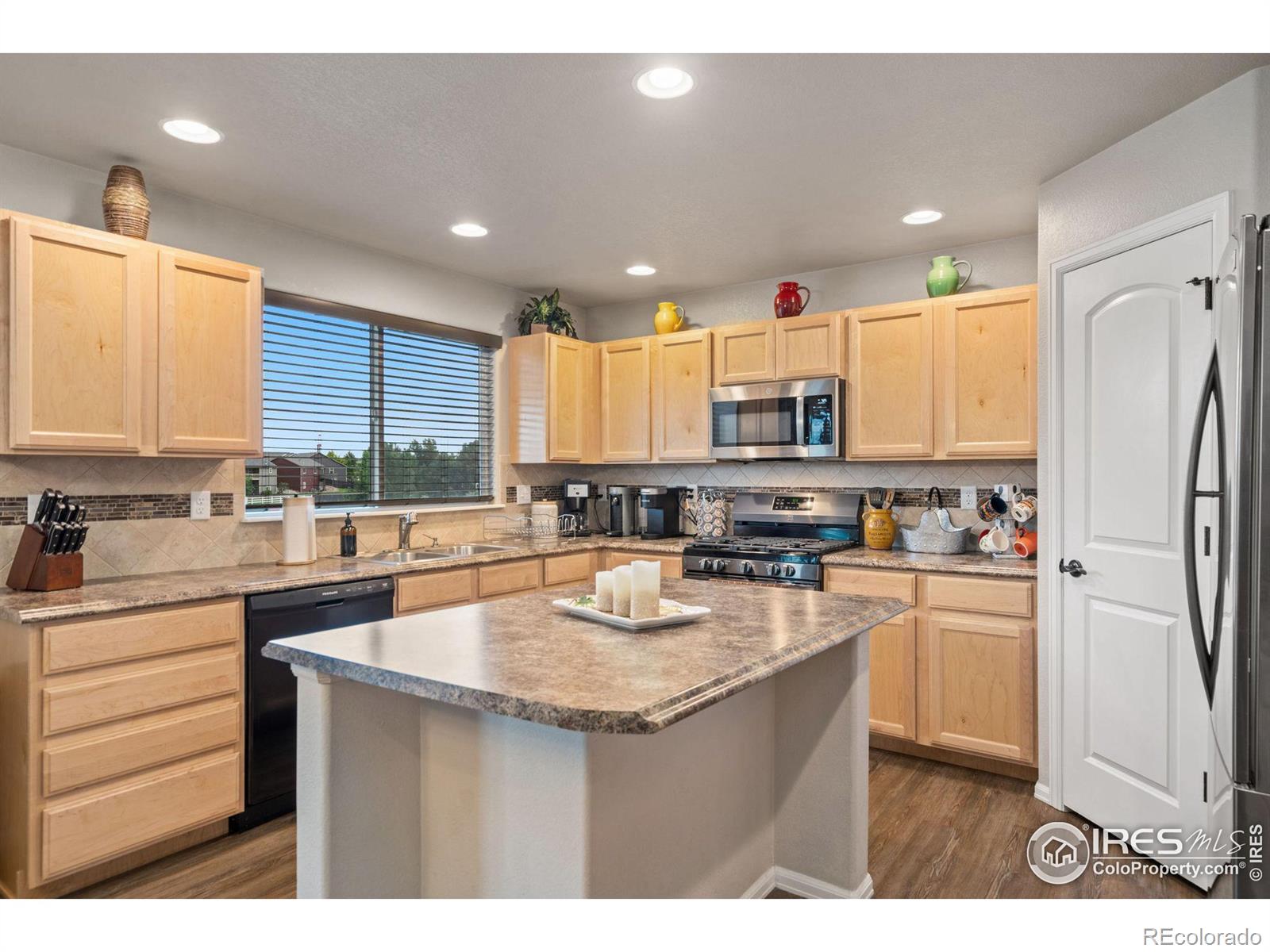 MLS Image #11 for 8842  16th st rd,greeley, Colorado