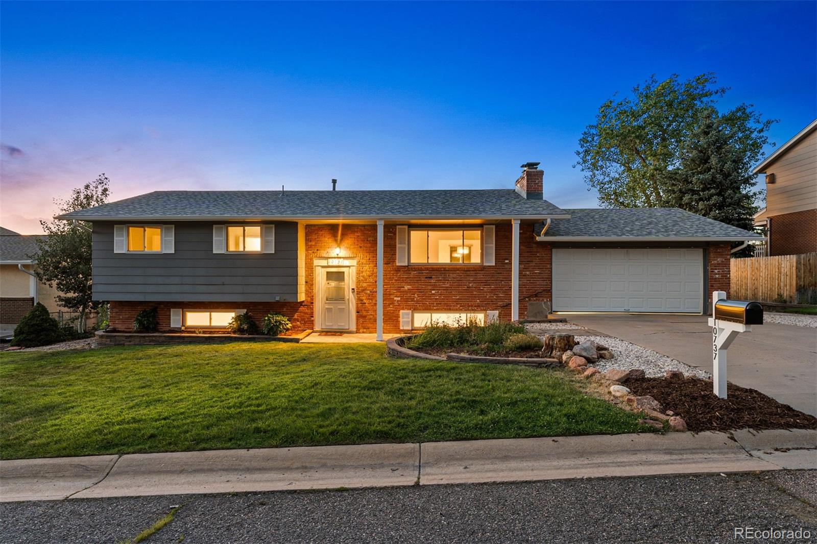 MLS Image #3 for 10737 w tufts drive,littleton, Colorado