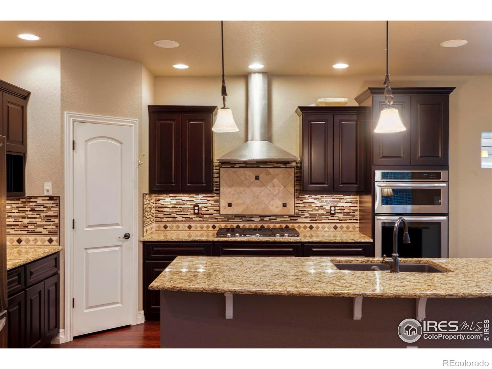 MLS Image #7 for 5230  apricot court,loveland, Colorado