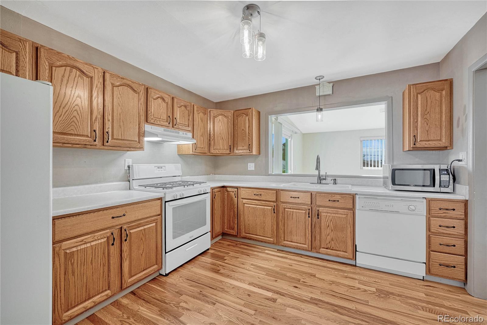 MLS Image #10 for 2310 n logan avenue,colorado springs, Colorado