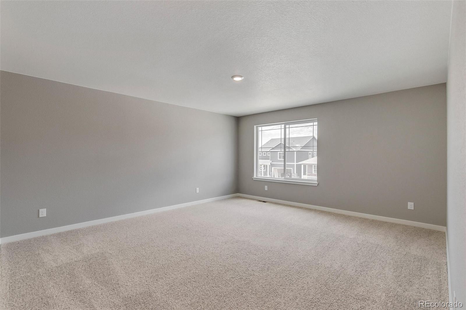 MLS Image #14 for 27496 e byers place,aurora, Colorado