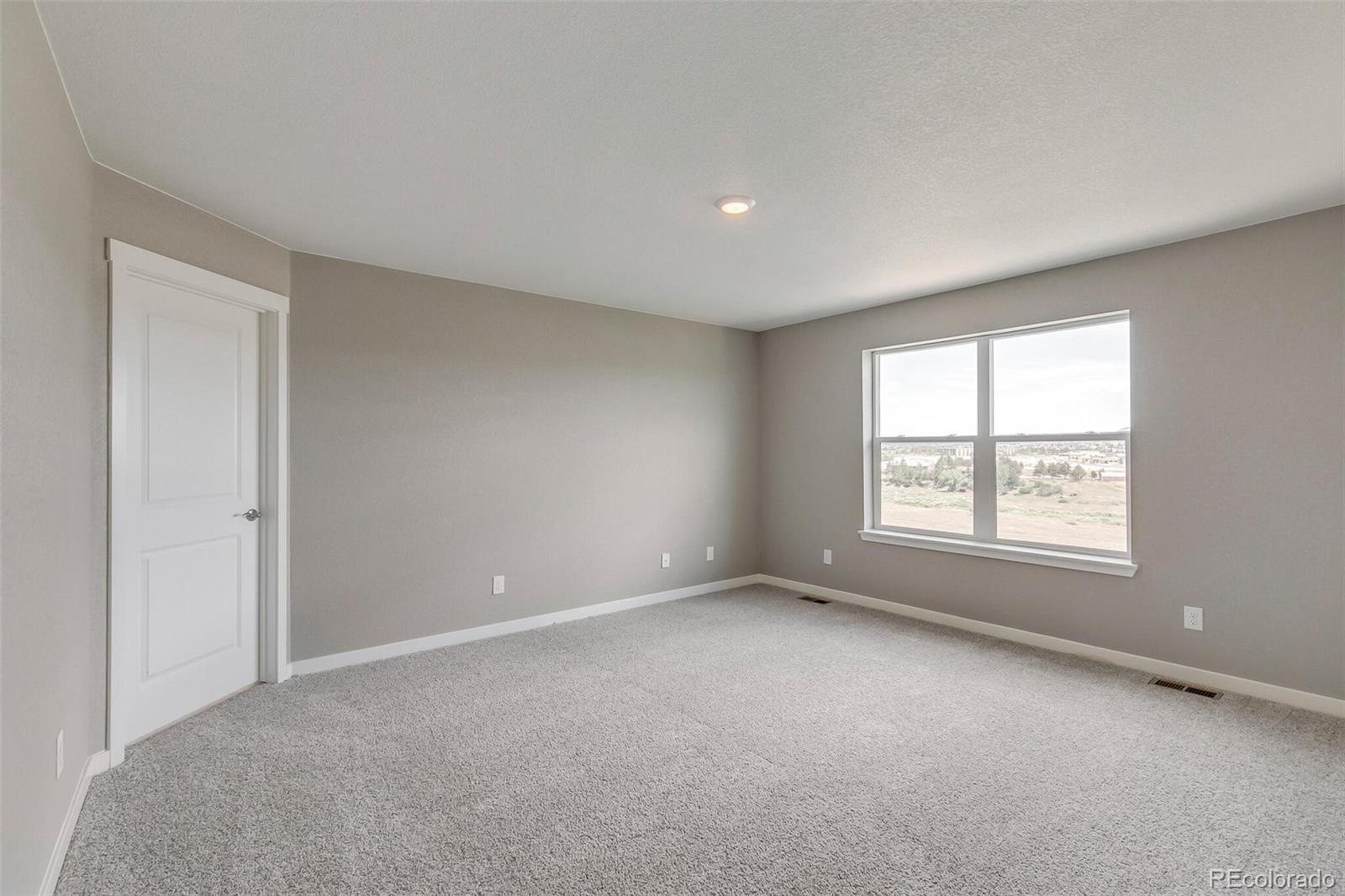 MLS Image #16 for 27496 e byers place,aurora, Colorado