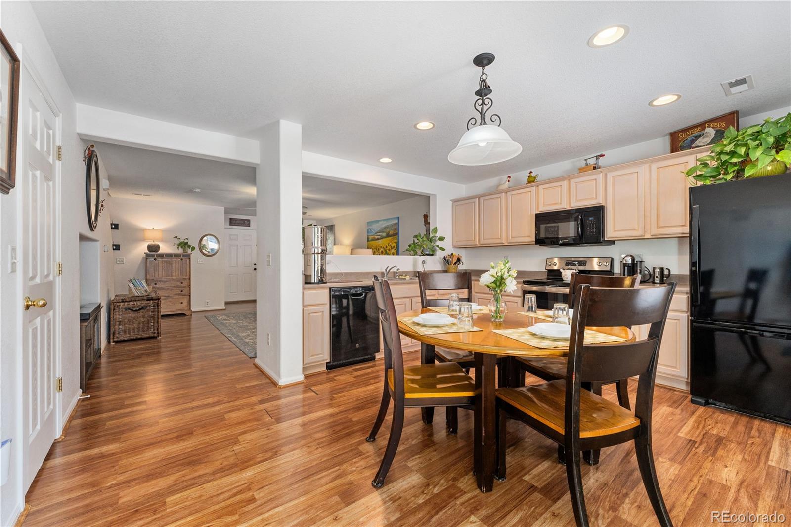 MLS Image #10 for 7844 s kittredge circle,englewood, Colorado