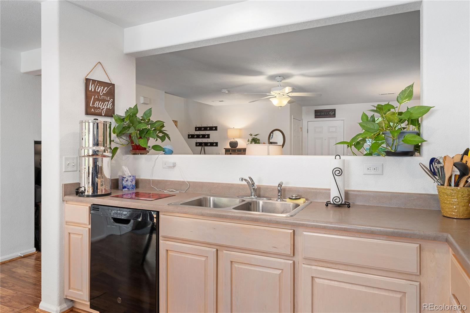 MLS Image #16 for 7844 s kittredge circle,englewood, Colorado