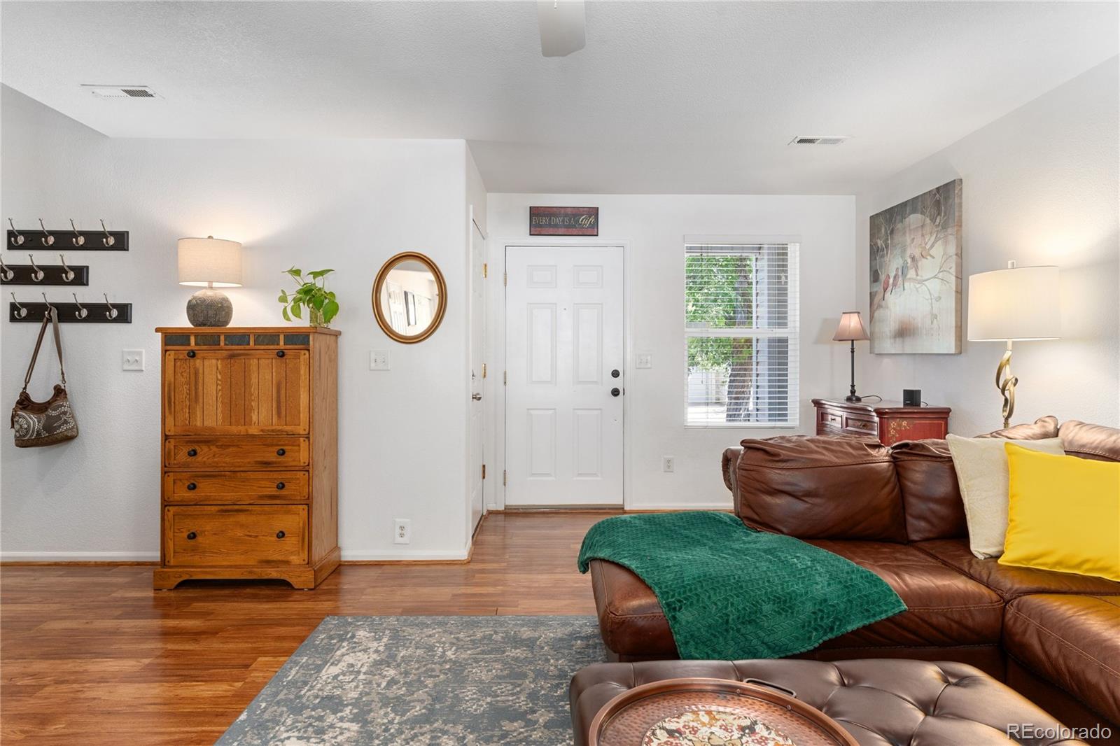 MLS Image #4 for 7844 s kittredge circle,englewood, Colorado