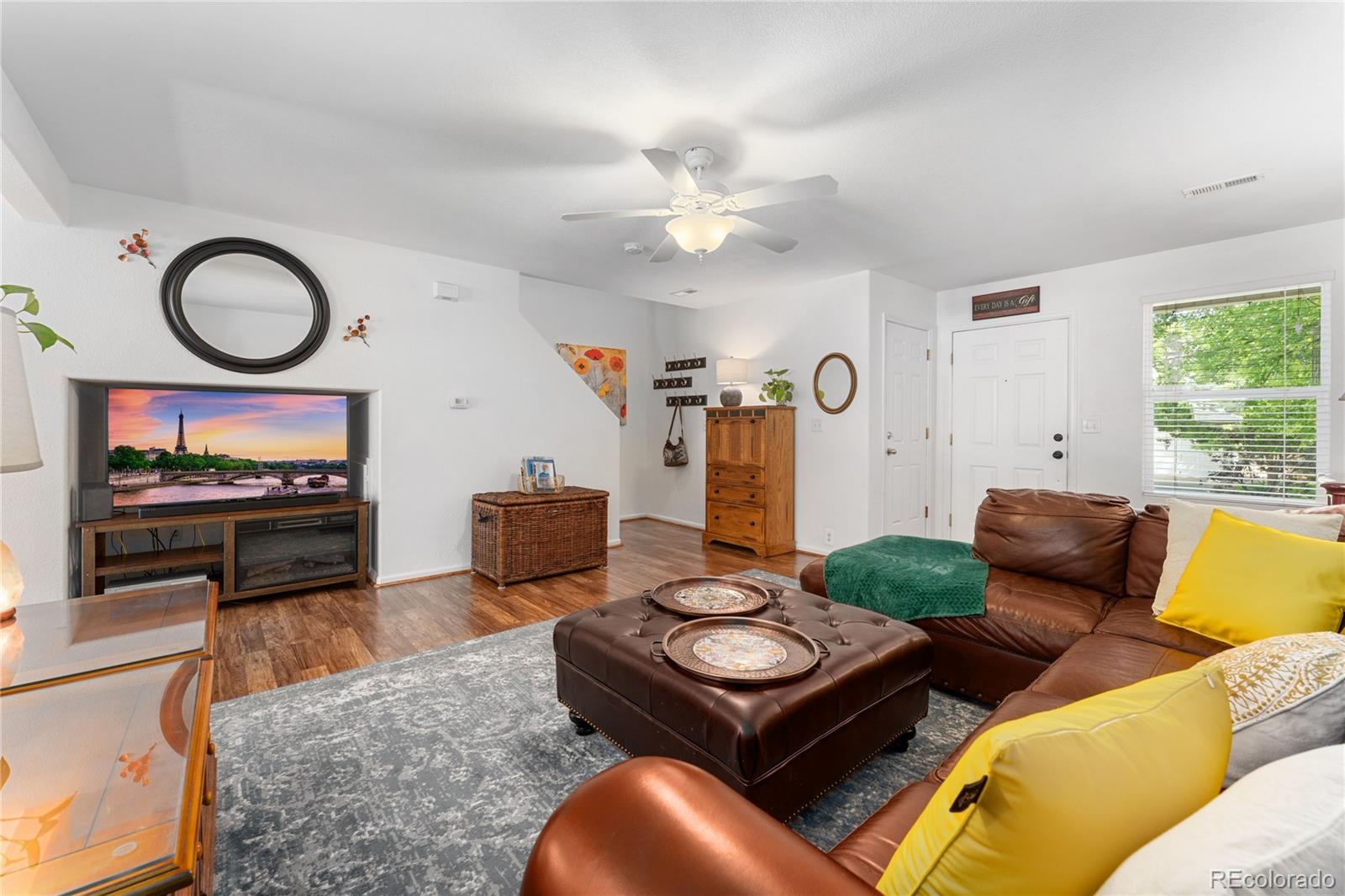 MLS Image #7 for 7844 s kittredge circle,englewood, Colorado