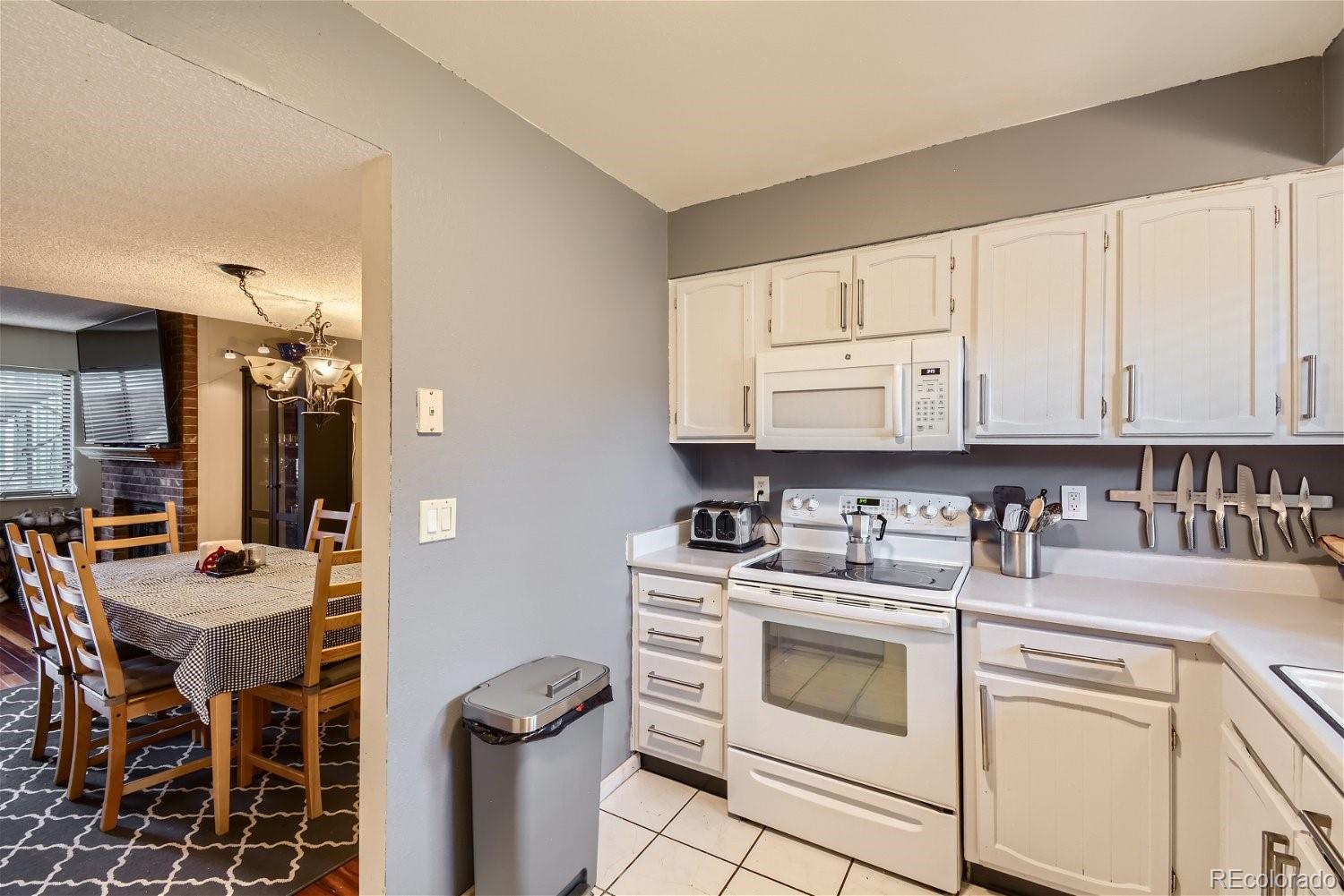 MLS Image #8 for 410 s balsam street,lakewood, Colorado