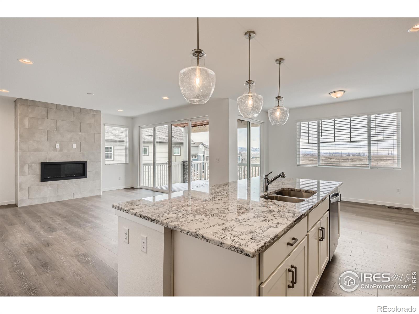 MLS Image #1 for 2960 s flat circle,longmont, Colorado