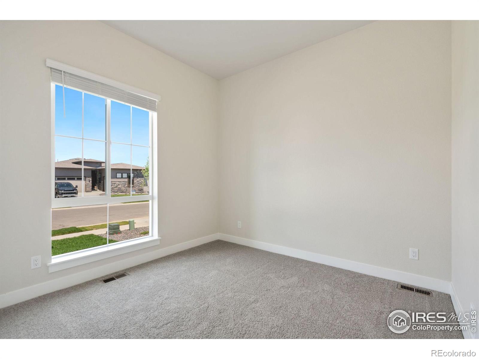 MLS Image #13 for 1717  lucent court,windsor, Colorado
