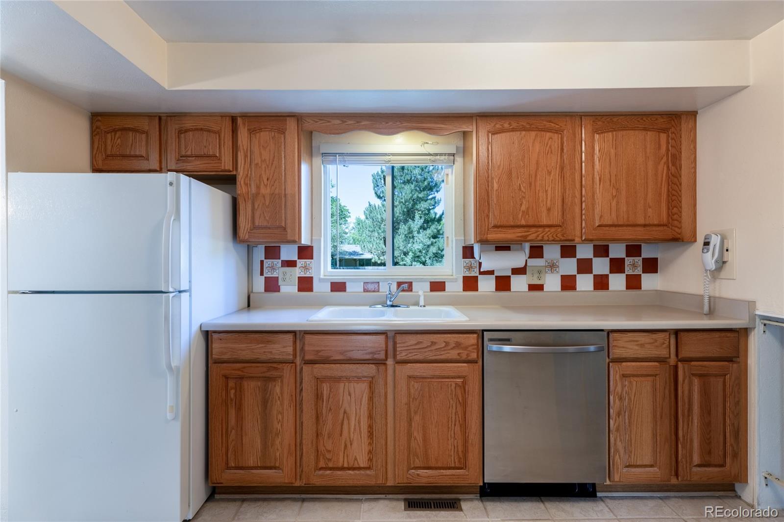 MLS Image #8 for 3185 s elmira court,denver, Colorado