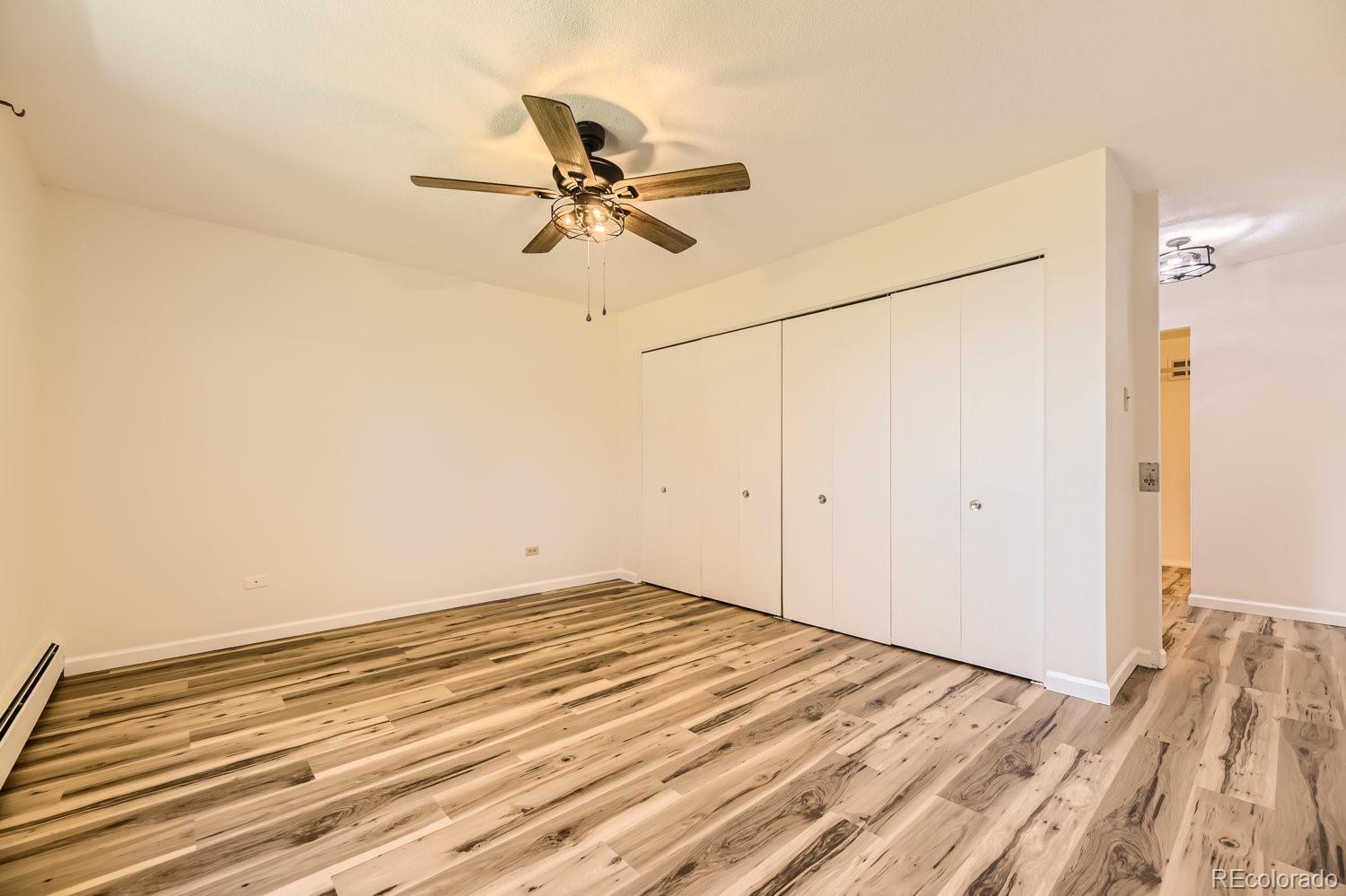 MLS Image #11 for 585 s alton way,denver, Colorado