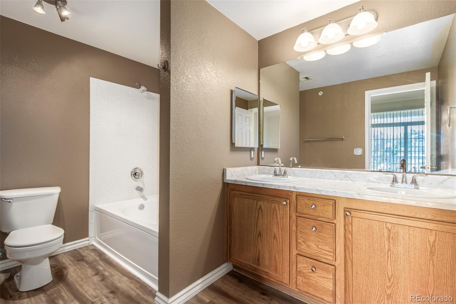 MLS Image #21 for 7440 s blackhawk street,englewood, Colorado