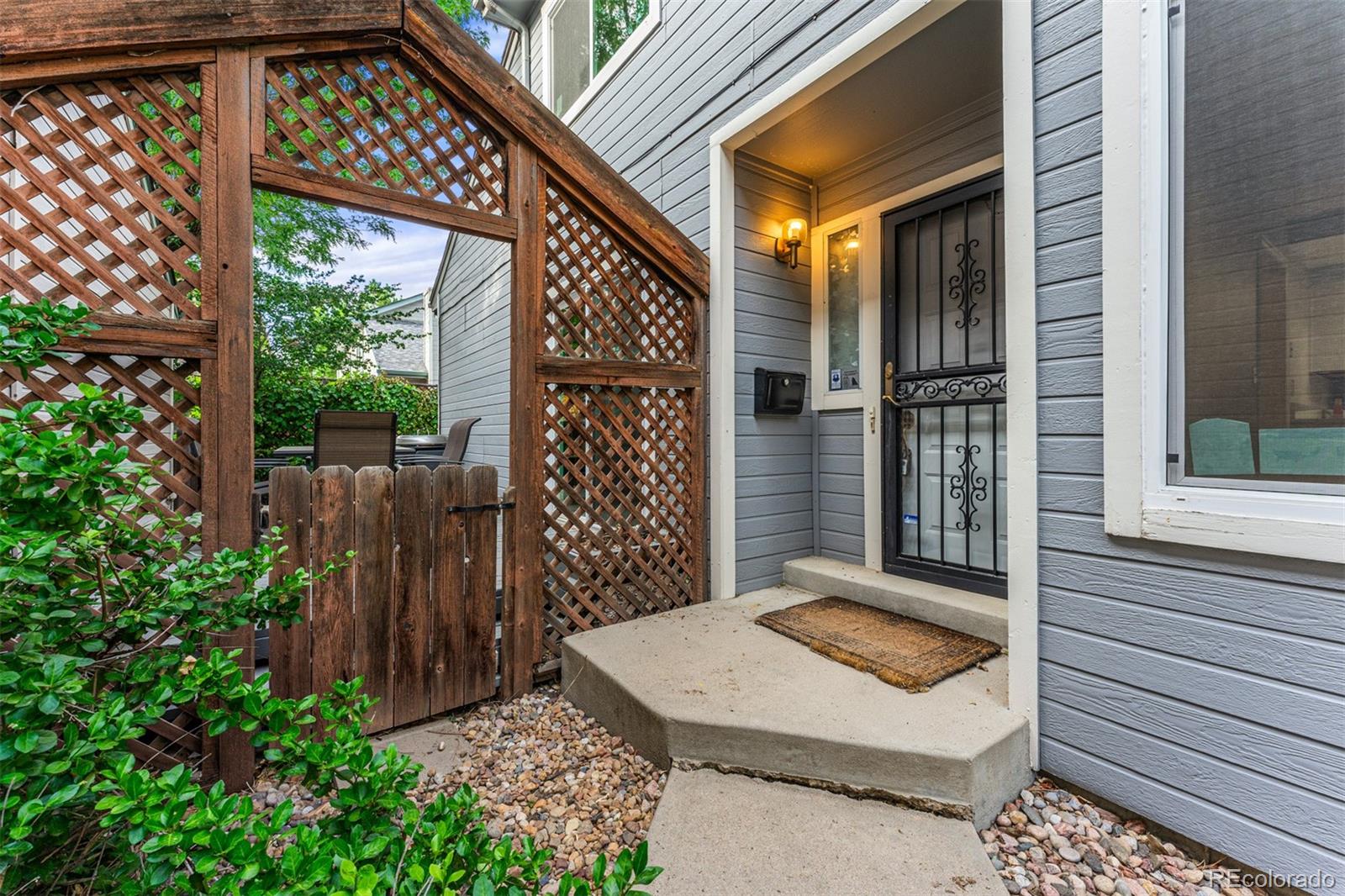 MLS Image #3 for 2240 s nome court,aurora, Colorado