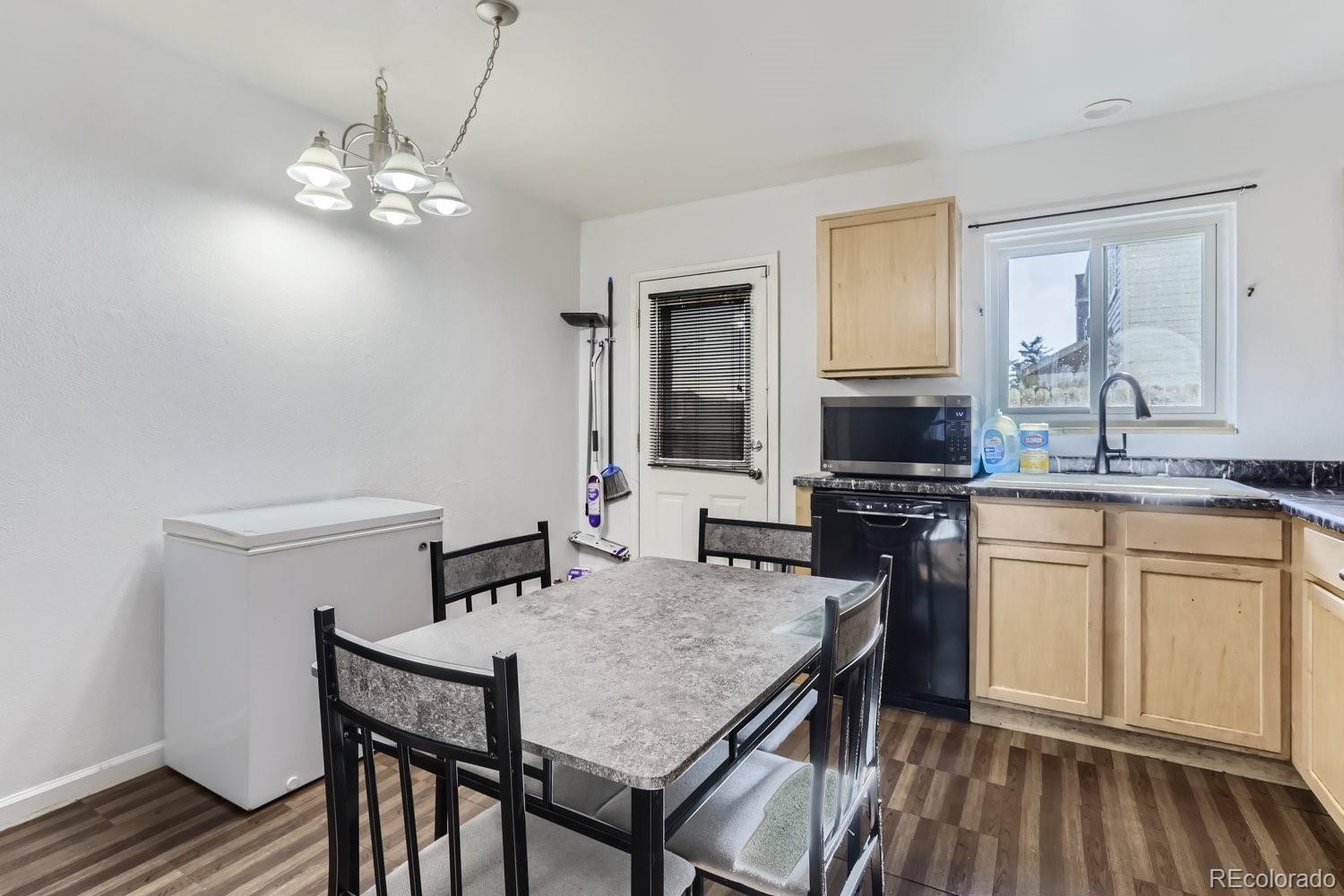 MLS Image #9 for 15711 e 13th place,aurora, Colorado