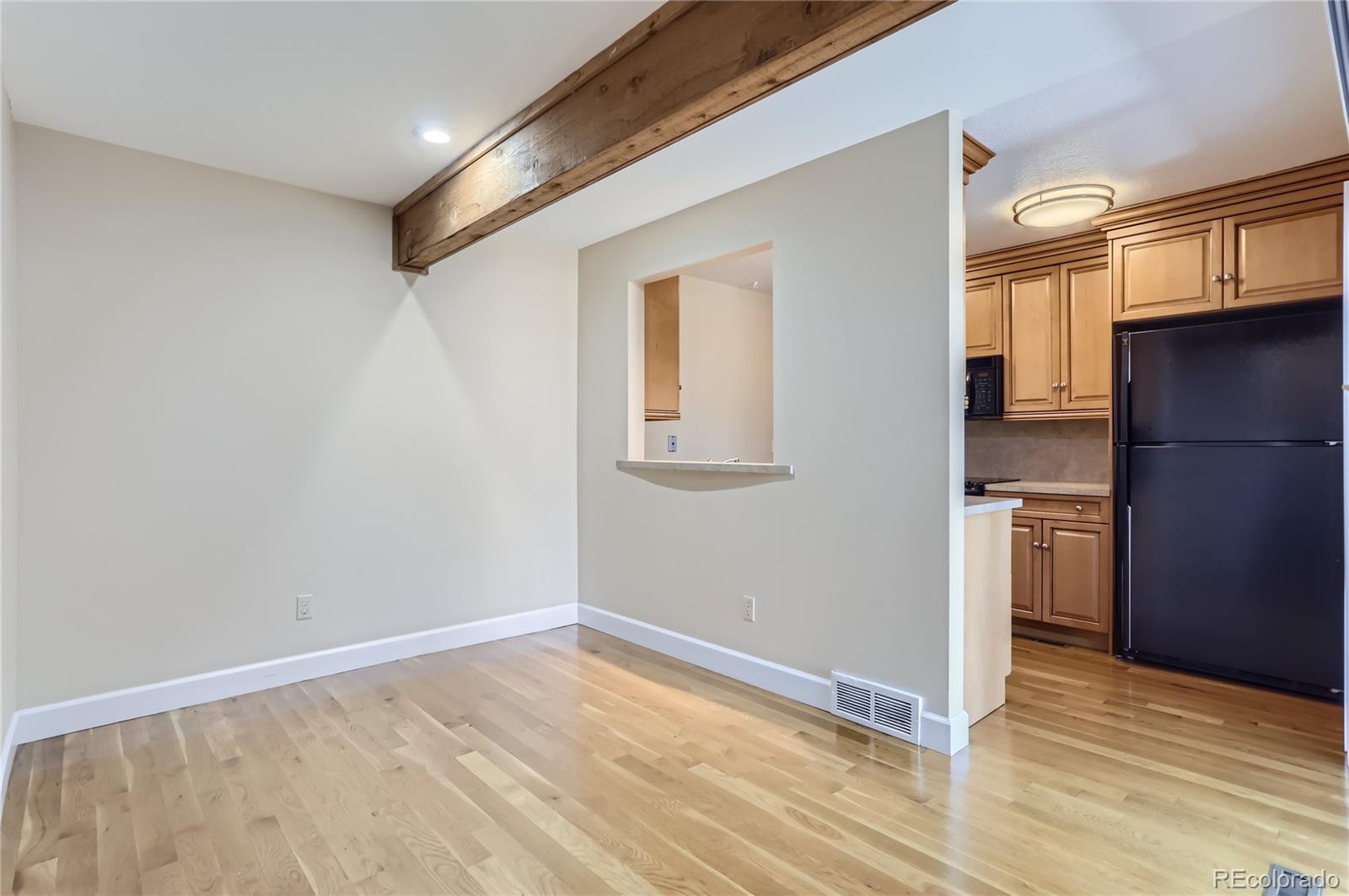 MLS Image #10 for 1253 s yosemite way,denver, Colorado