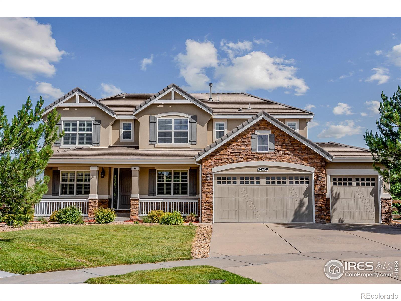 MLS Image #2 for 24230 e moraine place,aurora, Colorado