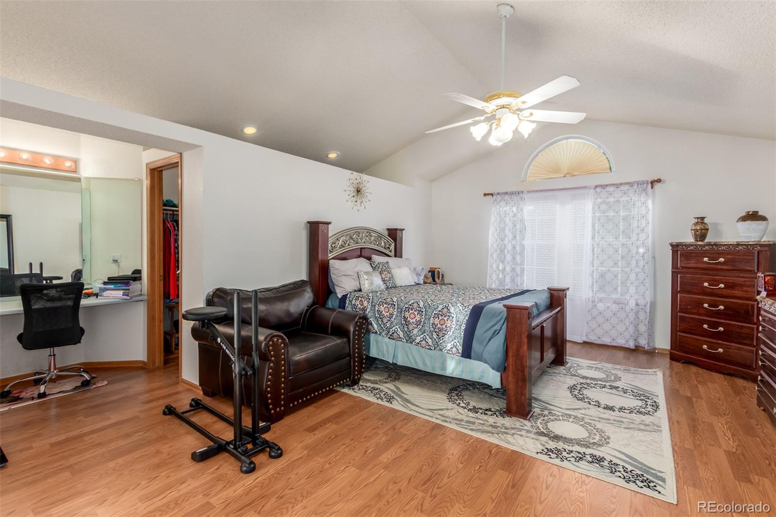 MLS Image #23 for 4897 s argonne street,aurora, Colorado