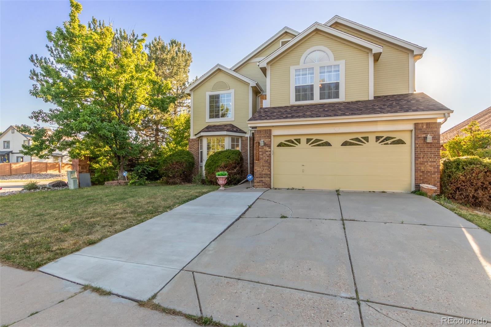 MLS Image #3 for 4897 s argonne street,aurora, Colorado