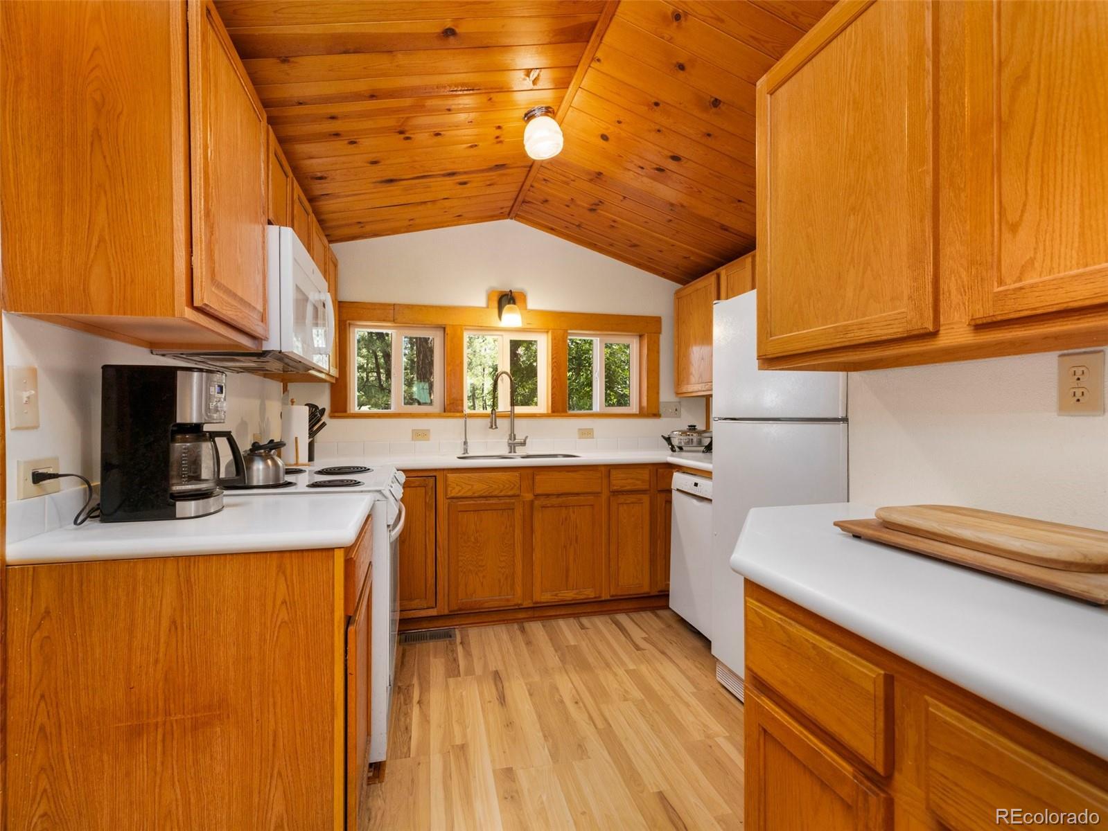 MLS Image #28 for 8930 s pine drive,beulah, Colorado