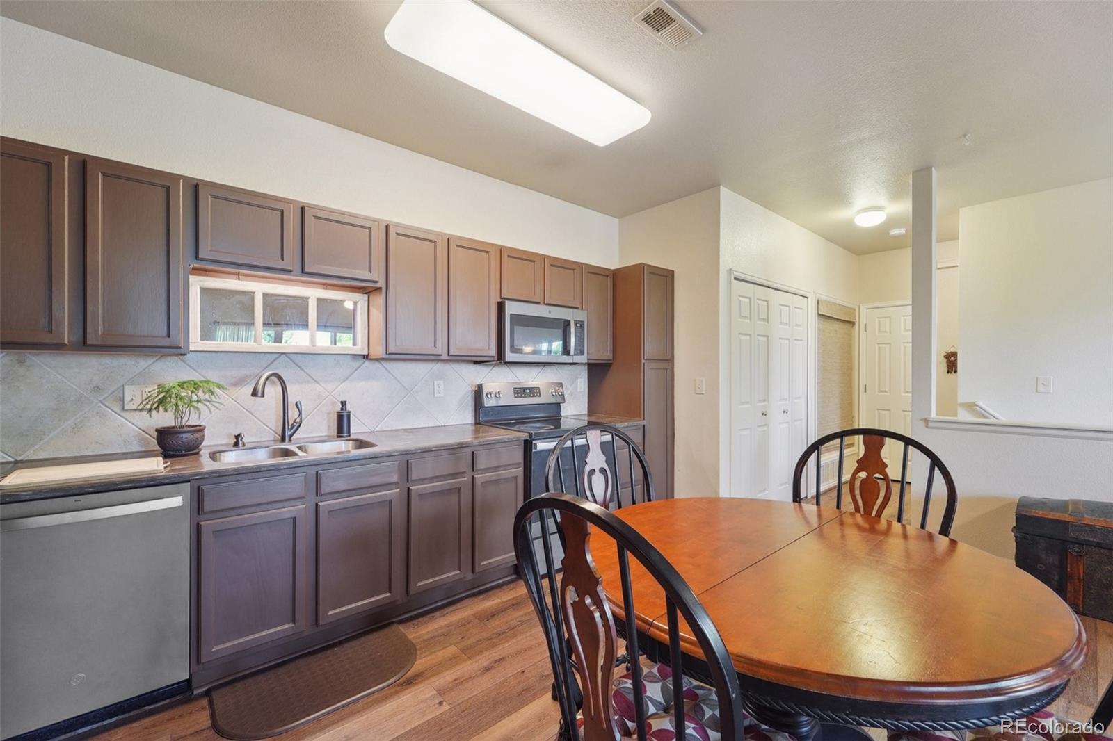 MLS Image #12 for 7111 s wenatchee way,aurora, Colorado